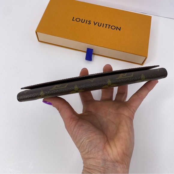 Louis Vuitton Porte Carte Credit Wallet - Picture 2 of 15